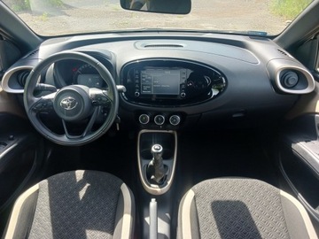Toyota Aygo X 1.1 VVT-i 72KM 2022 Toyota Aygo X 1.0 VVTi Style, zdjęcie 12