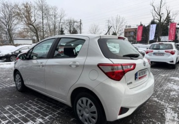 Toyota Yaris III Hatchback 5d Facelifting 2017 1.5 Dual VVT-iE 111KM 2019 Toyota Yaris salon Polska, FV-VAT 23, 1 rej 2020 r., lakier fabryczny 1.5, zdjęcie 15
