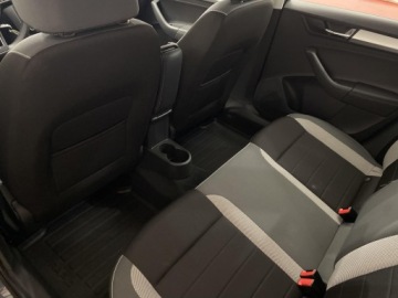 Skoda Rapid II Liftback Facelifting 1.0 TSI 95KM 2019 Škoda RAPID Spb 1.0 TSI Active Skoda Rapid, 1.0 B, zdjęcie 10