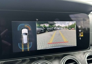 Mercedes Klasa E W213 Kombi Facelifting 2.0 E220d 194KM 2022 Mercedes-Benz Klasa E Pakiet AMG Head-Up Hak Alcantara FV 23 2.0, zdjęcie 33