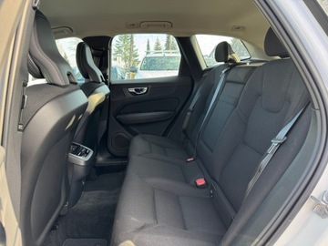 Volvo XC60 II 2020 Volvo XC 60 Momentum PRO / LED / CarPlay/AndroidAu, zdjęcie 5