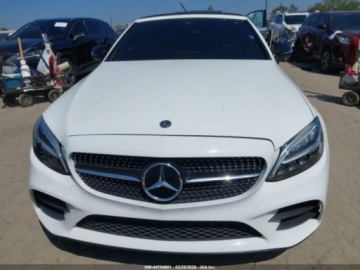 Mercedes Klasa C W205 2019 Mercedes-Benz Klasa C MERCEDES-BENZ C 300 2.0 Benzyna 255KM, zdjęcie 7