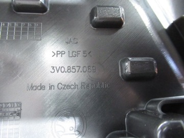 DESKA ROZDĚLOVAČE SKODA SUPERB III 3V1857007T GQA ČERNĚ HNĚDÁ ORIGINÁLNÍ