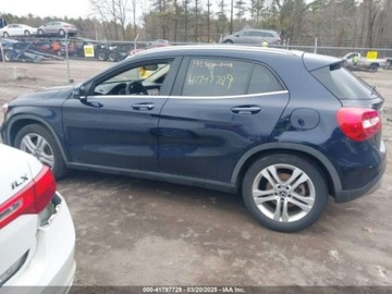 Mercedes GLA I 2018 Mercedes-Benz GLA 2018 MERCEDES-BENZ GLA 250 4MATIC 2.0 Benzyna 208KM, zdjęcie 8