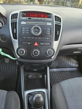 Kia Ceed I Hatchback 5d Facelifting 1.4 DOHC CVVT 90KM 2010 Kia Cee'd Opłacona Zdrowa Zadbana Serwisowana z, zdjęcie 14