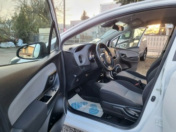 Toyota Yaris III Hatchback 5d Facelifting Hybrid 100KM 2016 Toyota Yaris 1.5 Hybrid 100% Org Przebieg 132 Tyś, zdjęcie 12