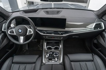 BMW X7 SUV Facelifting 3.0 40d 352KM 2026 BMW X7 xDrive40d - Dostępne od ręki!, zdjęcie 14