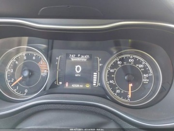 Jeep Cherokee V 2021 Jeep Cherokee Latitude Lux 2021 3.2l 3.2 Benzyna 271KM, zdjęcie 10