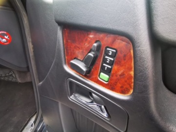 Mercedes Klasa G W463 Off-roader długi AMG 5.5 AMG 476KM 2006 MERCEDES-BENZ G55 AMG, Bezwypadkowy, 59419km, Bogate wyposażenie, 7 Miejsc, zdjęcie 5