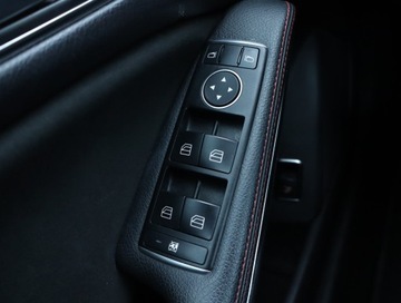 Mercedes CLA C117 Coupe 1.6 200 156KM 2014 Mercedes CLA 200, Salon Polska, Automat, Skóra, zdjęcie 20