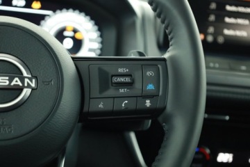 Nissan Qashqai III Crossover Facelifting 1.3 DIG-T MHEV 158KM 2025 Nissan Qashqai 1.3 DIG-T MHEV, 1. Właściciel, zdjęcie 16