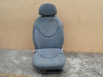 NISSAN MICRA K11 SEDAČKA 98-00 3D 1FL PŘEDNÍ LEVÝ ŘIDIČE FACELIFT