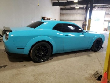 Dodge Challenger III 2020 Dodge Challenger SRT Hellcat Redeye 2020 6.2l 6.2 Benzyna 305KM, zdjęcie 3