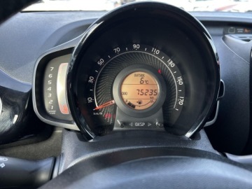 Toyota Aygo II Hatchback 3d Facelifting 1.0 VVT-i 72KM 2019 Toyota Aygo 1.0 VVT-i Prime X-cite II (2014-) Toyo, zdjęcie 15