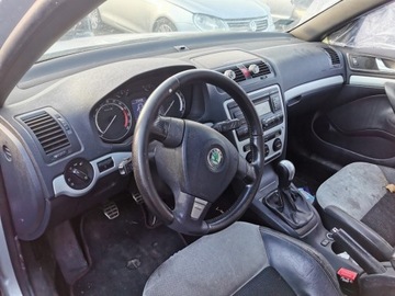 DESKA KONZOLA PÁSY KOMPLET SKODA OCTAVIA II RS