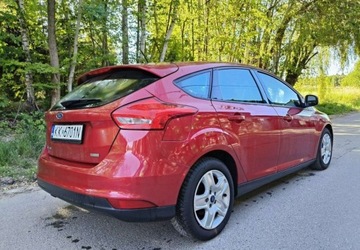 Ford Focus III Sedan Facelifting 1.0 EcoBoost 100KM 2015 Ford Focus Ford Focus 1.0 EcoBoost 99g Trend Benzyna 100KM, zdjęcie 3