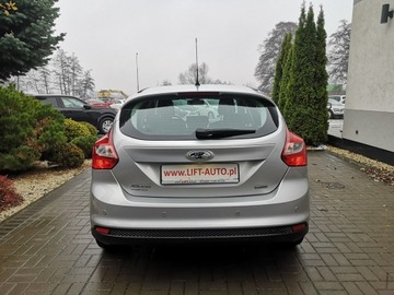 Ford Focus III Hatchback 5d 1.0 EcoBoost 125KM 2012 Ford Focus 1.0 12v 125KM Klimatr Navi ALU Isofix, zdjęcie 6