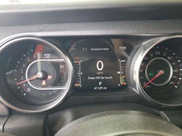 Jeep Gladiator 2022 Jeep Gladiator Mojave 2022 3.6l 3.6 Benzyna 285KM, zdjęcie 9