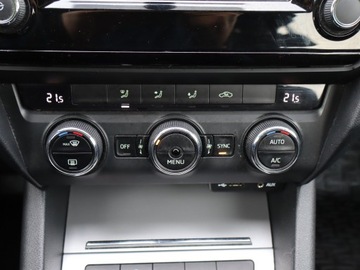 Skoda Octavia III Liftback 1.4 TSI  150KM 2016 Skoda Octavia 1.4 TSI, Salon Polska, GAZ, VAT 23%, zdjęcie 11