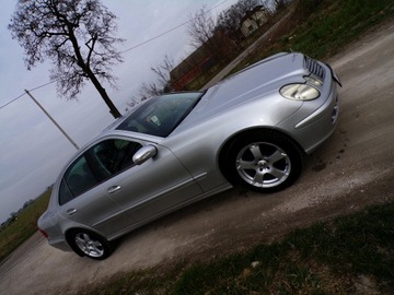 Mercedes Klasa E W211 2004 MERCEDES E-211 2.2 CDI ZAREJESTROWANY, zdjęcie 10