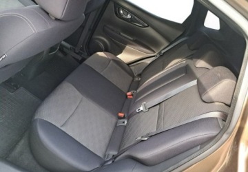 Nissan Qashqai II Crossover 1.2 DIG-T 115KM 2014 Nissan Qashqai Nissan Qashqai Zadbany Po Duzym Serwisie Tekna Benzyna, zdjęcie 16