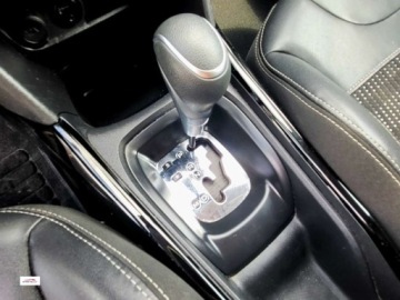 Peugeot 2008 I SUV Facelifting 1.2 PureTech 110KM 2016 Peugeot 2008 bardzo ladny, GWARANCJA 1.2 Benzyna 110KM, zdjęcie 27