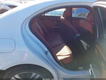 Mercedes Klasa C W206 2022 Mercedes-Benz Klasa C 300 4MATIC, 2022r., 4x4, 2.0L 2.0 Hybryda 255KM, zdjęcie 9