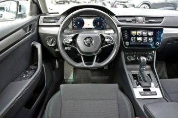 Skoda Superb III Liftback Facelifting 2.0 TSI 190KM 2023 Škoda Superb Skoda Superb Bezwypadkowy / Salon, zdjęcie 14