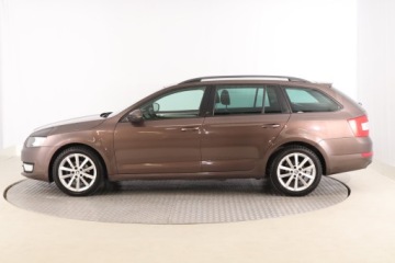 Skoda Octavia III Liftback 1.6 TDI CR DPF 105KM 2014 Skoda Octavia 1.6 TDI, Klima, Klimatronic, zdjęcie 2