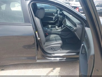 Audi A6 C8 2021 Audi a6 Premium 45 Tfsi Quattro 2021 2.0l 2.0 Benzyna 261KM, zdjęcie 9