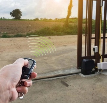 УНИВЕРСАЛЬНЫЙ ПУЛЬТ САМОКОПИРОВАНИЯ ДЛЯ СИГНАЛЬНЫХ ВОРОТ