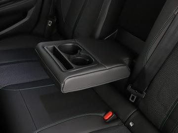 Peugeot 308 III SW 1.2 PureTech 130KM 2023 Peugeot 308 półskóra navi virtual cocpit kamery, zdjęcie 38