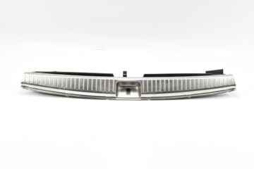 OSŁONA PASA TYLNEGO PROGU BAGAŻNIKA A2056900044 MERCEDES C W205 S205 KOMBI