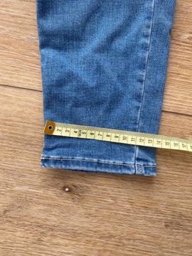 Spodnie jeansowe r 42 XL