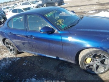 Alfa Romeo Giulia II Sedan 2.0 TBi 280KM 2018 Alfa Romeo Giulia 2018 r., 2,0L TI SPORT AWD 2.0 Benzyna 280KM, zdjęcie 13