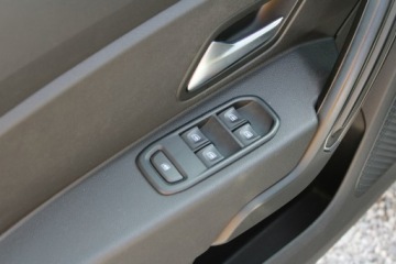 Dacia Duster II SUV 1.5 Blue dCi 115KM 2021 Dacia Duster 4WD COMFORT F-vat Salon Polska, zdjęcie 17