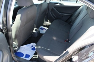 Volkswagen Jetta VI Sedan Facelifting 2.0 TDI 110KM 2015 Volkswagen Jetta Salon Polska Gwarancja Comfortlin, zdjęcie 12