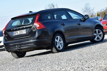 Volvo V60 I Kombi Facelifting 2.0 D3 DRIVE-E 150KM 2016 Volvo V60 2,0D3 150KM Navi Alu Led Podg. Fotele, zdjęcie 22