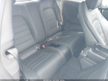 Mercedes Klasa C W205 2018 Mercedes-Benz Klasa C 2018 MERCEDES-BENZ C 300 4MATIC 2.0 Benzyna 241KM, zdjęcie 8