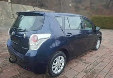 Toyota Verso Minivan 1.8 Valvematic 147KM 2010 Toyota Verso 147 Tys km 1.8 Benzyna 147KM, zdjęcie 4