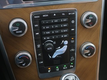 Volvo XC60 I SUV Facelifting 2.4 D5 215KM 2015 Volvo XC60 D5, Salon Polska, 211 KM, 4X4, zdjęcie 11