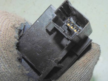 DODGE GRAND CARAVAN III 3.8 04R PŘEPÍNAČ LEVÝ