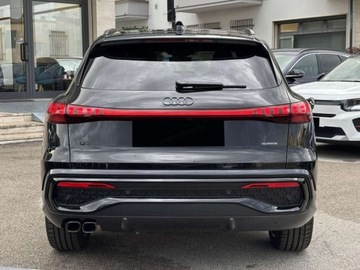 Audi Q5 II SUV Facelifting 2.0 40 TDI 204KM 2025 AUDI Q5 TDI quattro S line Suv 2.0 (204KM) 2025, zdjęcie 1