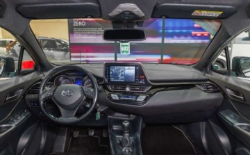 Toyota C-HR I Crossover 1.2L Turbo 116KM 2016 Toyota C-HR 1.2 T Premium 1.2 Benzyna 116KM, zdjęcie 5