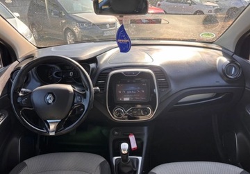 Renault Captur I Crossover 0.9 Energy TCe 90KM 2015 Renault Captur 0.9B 90KM ksiazka navi bezwypadkowy Benzyna 90KM, zdjęcie 29