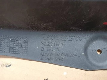 M24 VOLVO XC60 II LIŠTA BLATNÍKU ZÁSTĚRKA TYL32261929