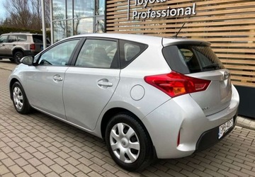 Toyota Auris II Hatchback 5d Facelifting 1.6 Valvematic 132KM 2015 Toyota Auris Toyota Auris 1.6 Active 1.6 Benzyna 132KM, zdjęcie 3