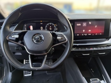 Skoda Octavia IV Liftback 1.5 TSI EVO 150KM 2023 Skoda Octavia IV 1.5 TSI / 150 KM Sportline DSG Sa, zdjęcie 12