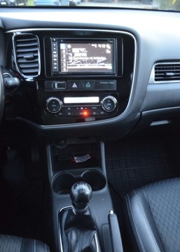 Mitsubishi Outlander III SUV Facelifting 2.2 DOHC DI-D 150KM 2014 Mitsubishi Outlander III 2.2 D-ID 150KM 4WD Kamera 1wł SerwisASO Bezwypadek, zdjęcie 17