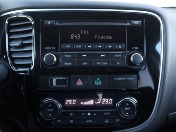 Mitsubishi Outlander III 2013 Mitsubishi Outlander 2.0, Salon Polska, zdjęcie 11